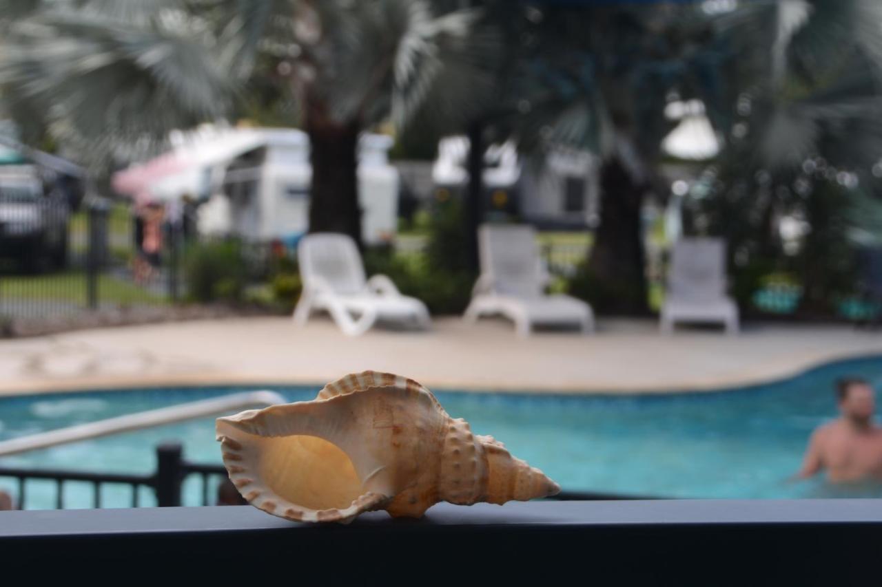Big4 Mackay Blacks Beach Holiday Park ภายนอก รูปภาพ