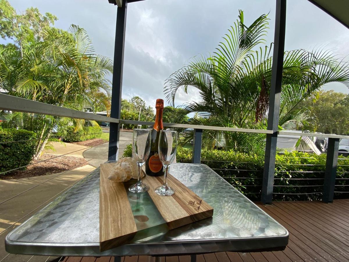 Big4 Mackay Blacks Beach Holiday Park ภายนอก รูปภาพ