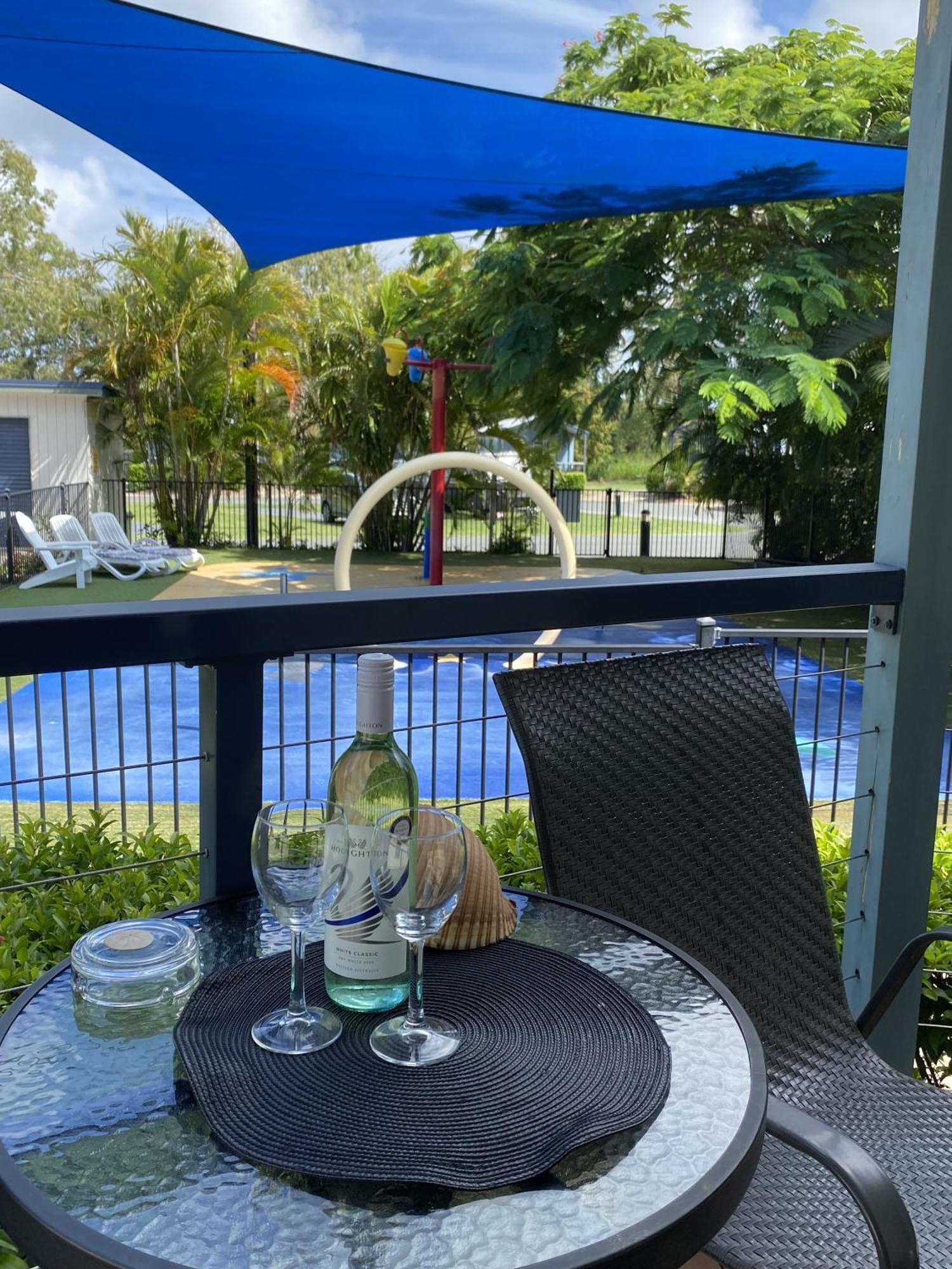 Big4 Mackay Blacks Beach Holiday Park ภายนอก รูปภาพ