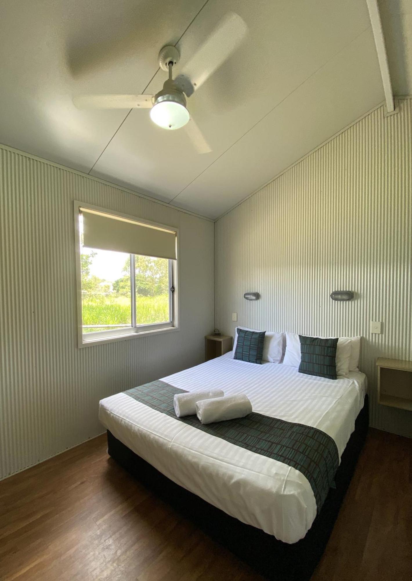 Big4 Mackay Blacks Beach Holiday Park ภายนอก รูปภาพ
